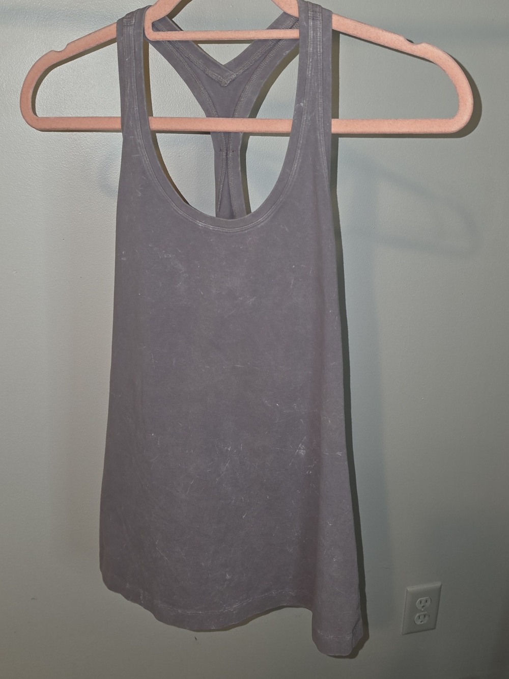 Lululemon purple tank top #activewear #athletic ptp 14.5"